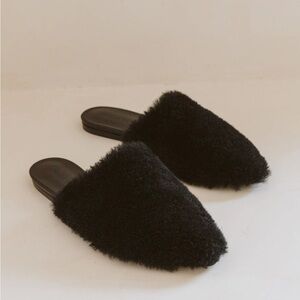 New Jenni Kayne shearling mules in black